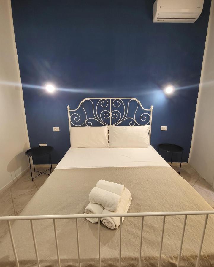 Vulcania Rooms Napoli Exterior foto